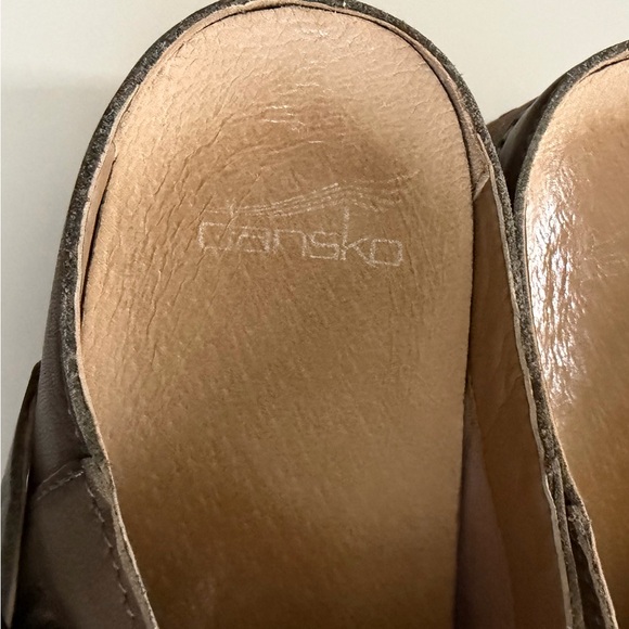 DANSKO Caia Nubuck Clog Sz EU39/US9 - Picture 7 of 12